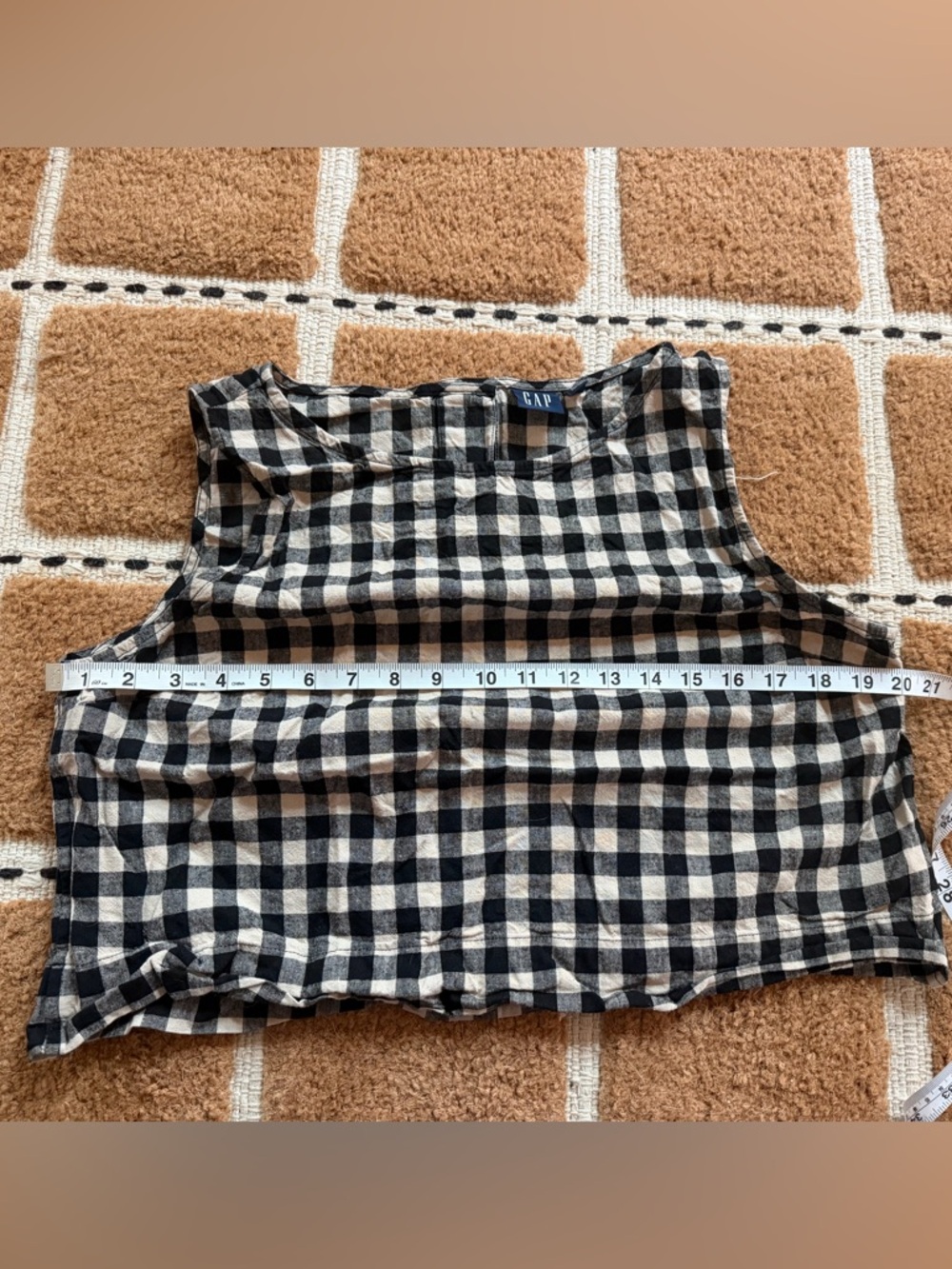 GAP Linen Black and Cream Gingham Sleeveless Tank - Picture 6 of 6
